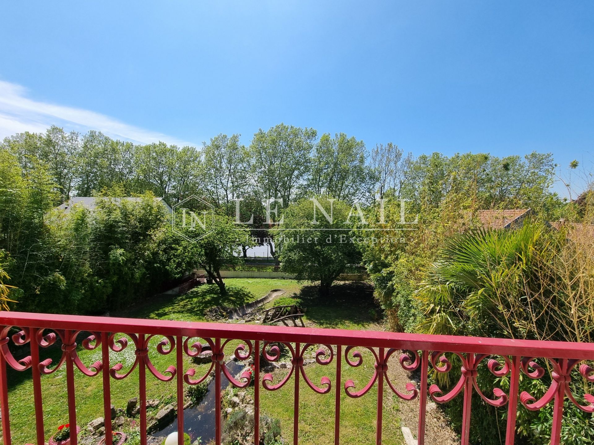 hôtel particulier 9 pièces en vente à ORLEANS (45000)