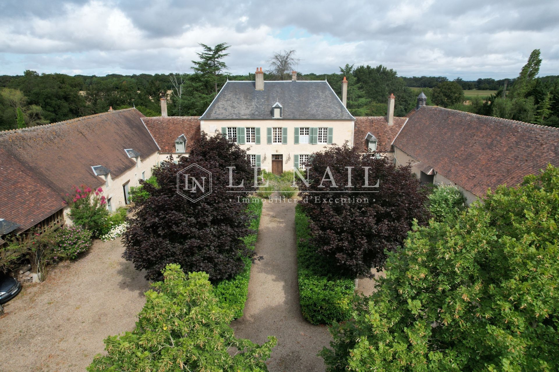 mansion 12 rooms for sale on CHATEAUNEUF SUR CHER (18190)