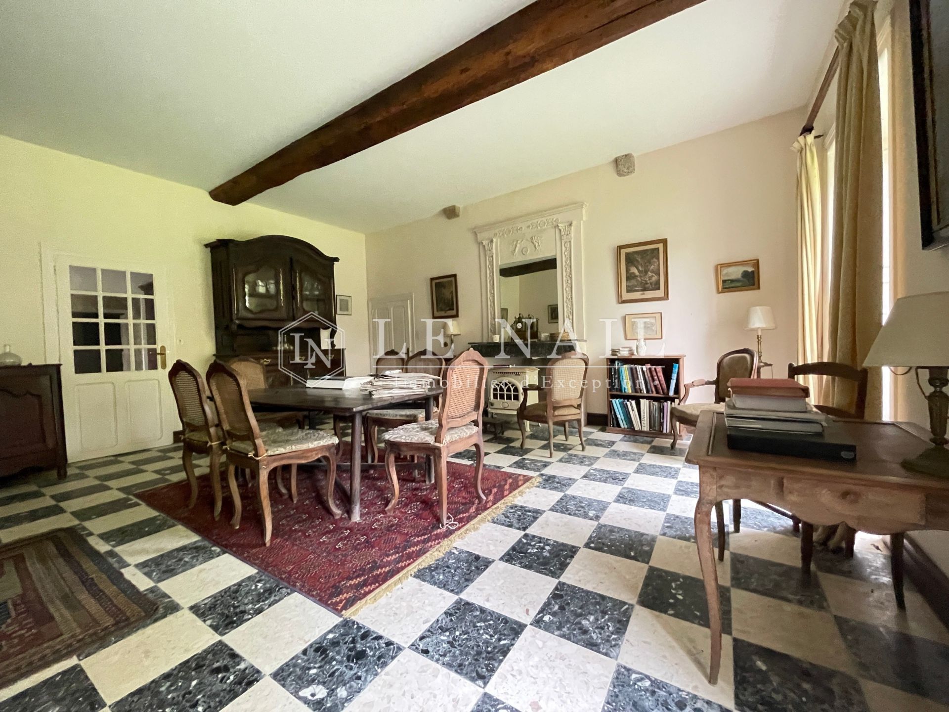 propriété 12 pièces en vente à BRESSUIRE (79300)
