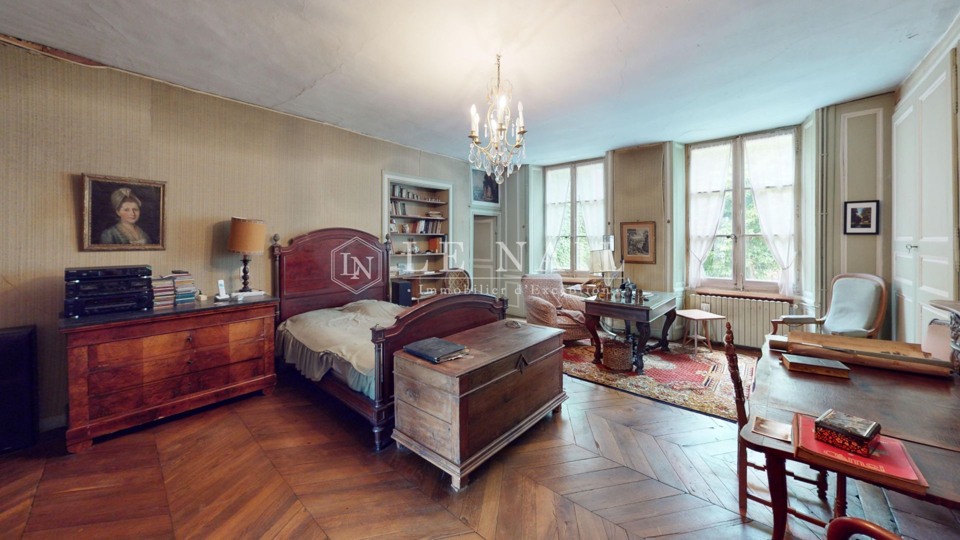 maison de ville 10 pièces en vente à LE BLANC (36300)