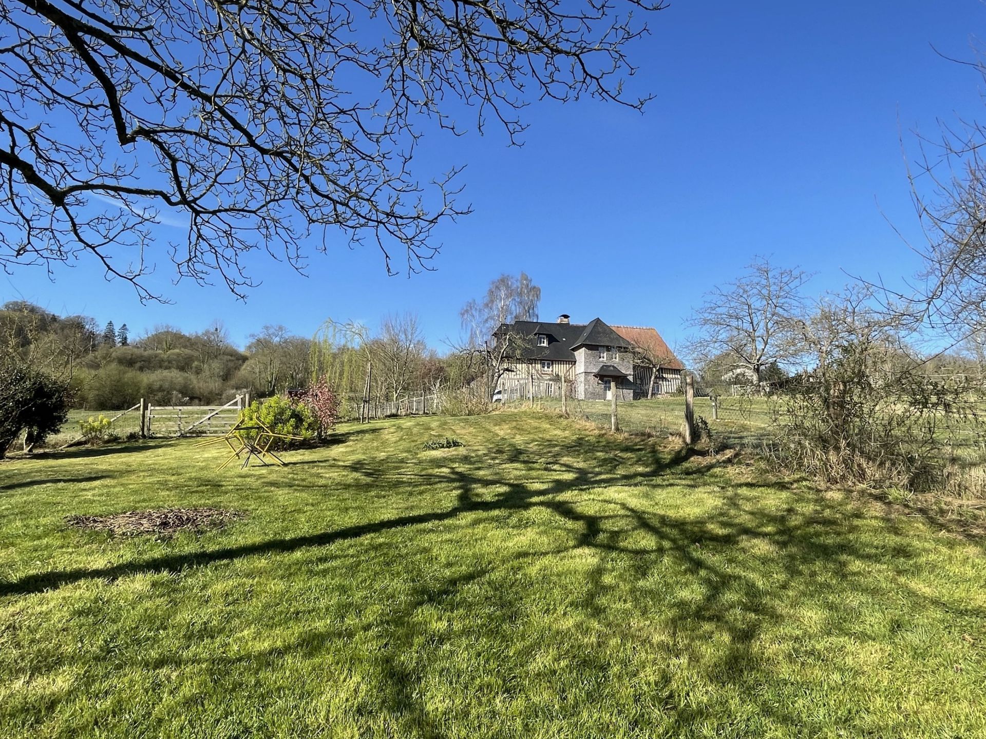 propriété 12 pièces en vente à PONT L EVEQUE (14130)