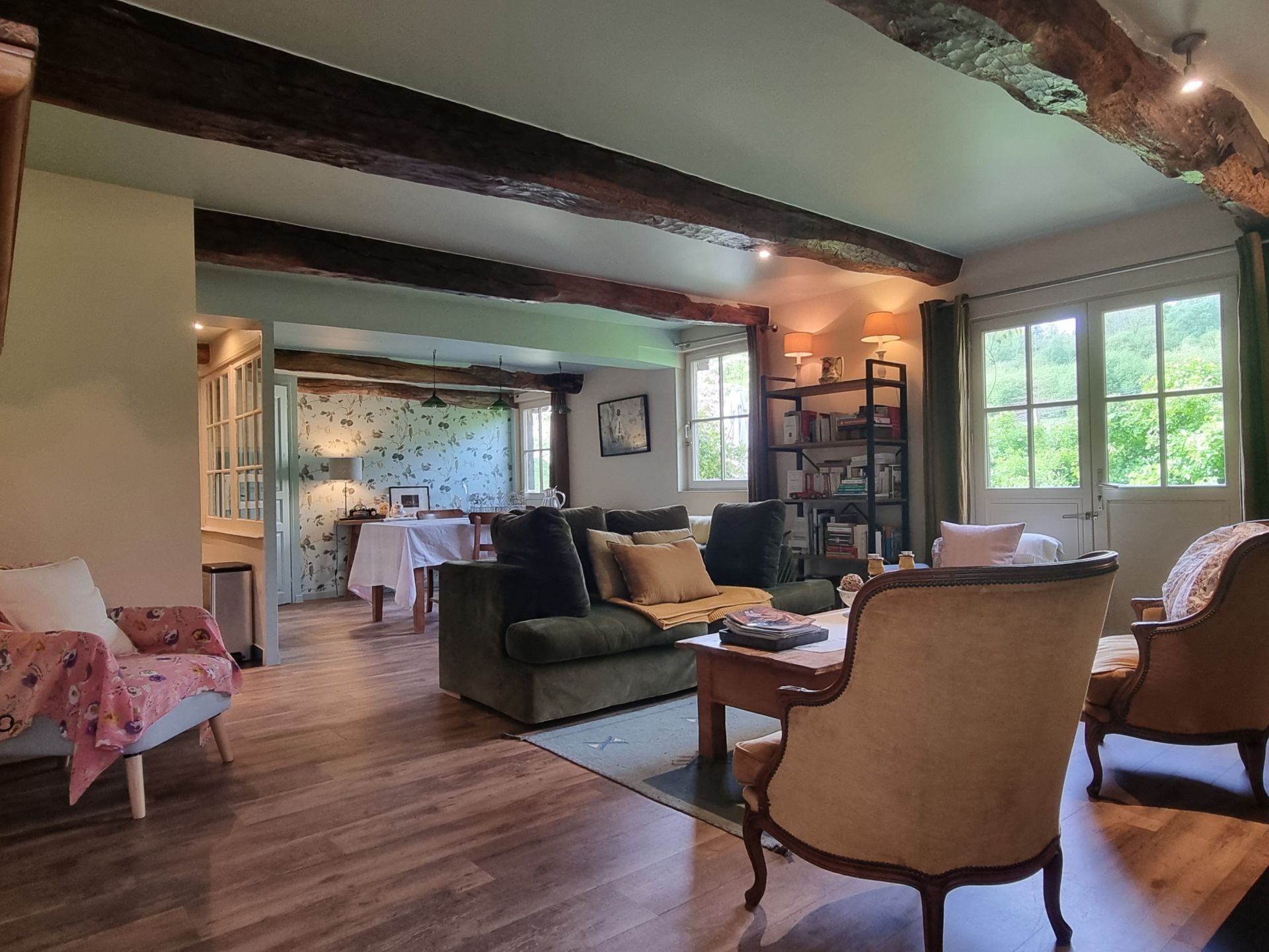 property 12 rooms for sale on PONT L EVEQUE (14130)