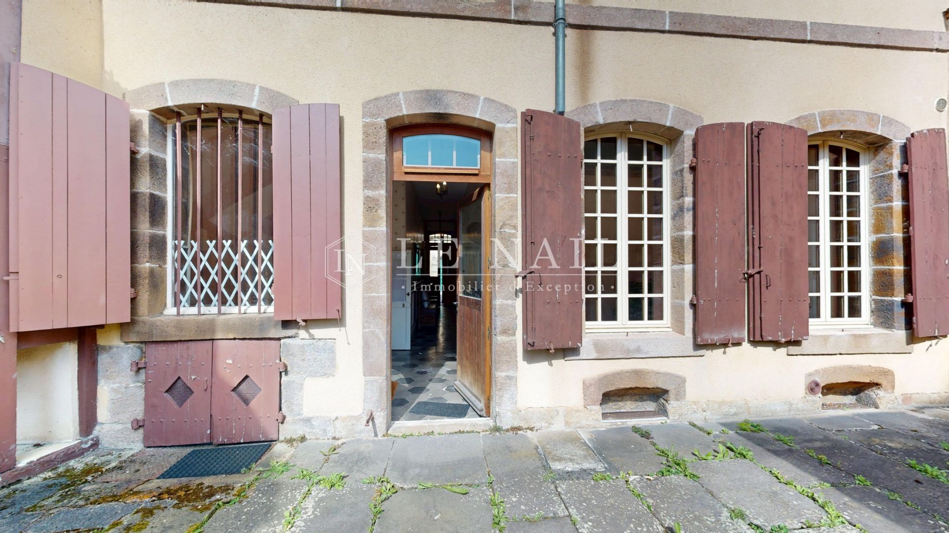 maison 8 pièces en vente à MOULINS (03000)