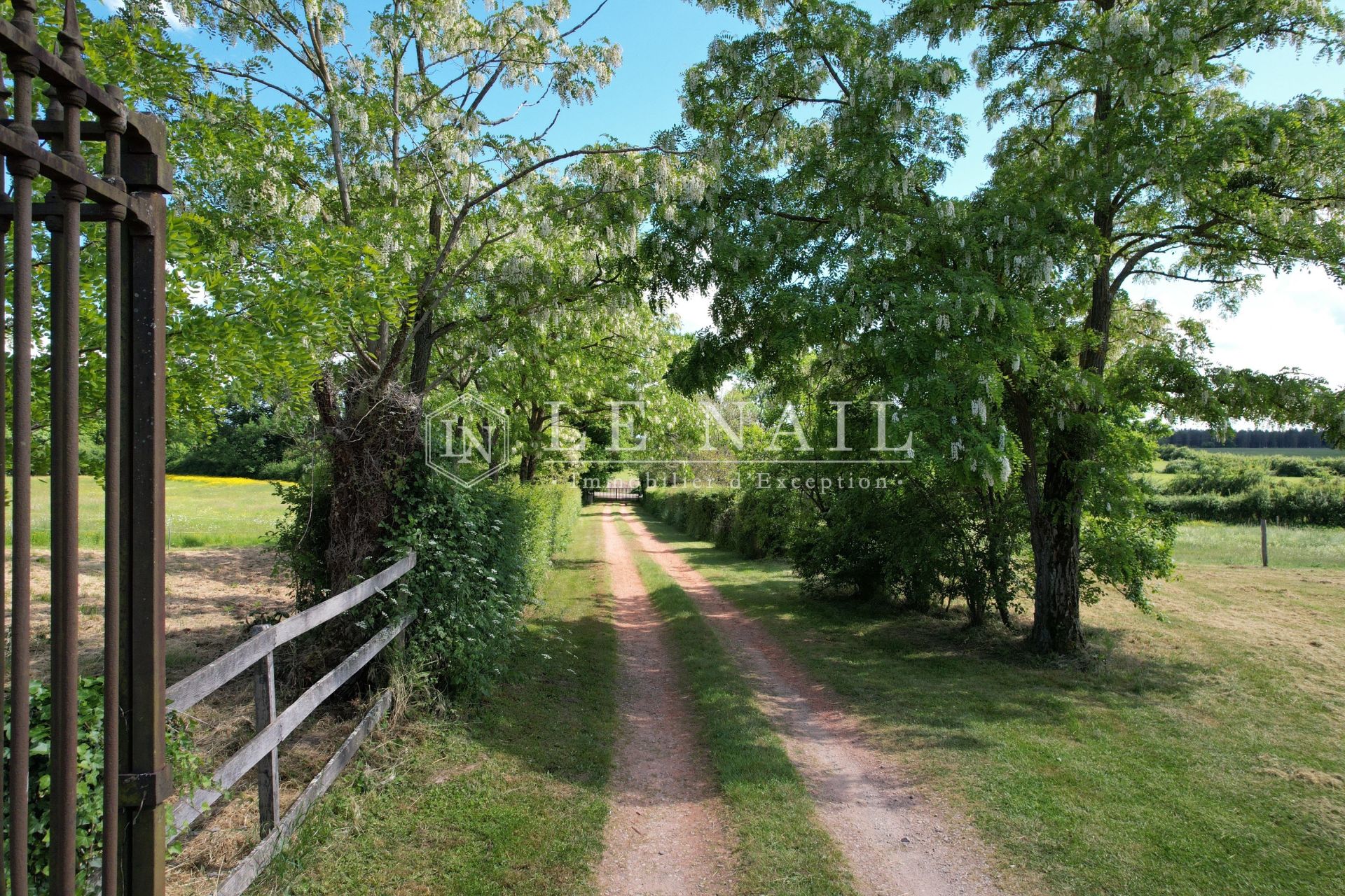 propriété 11 pièces en vente à MOULINS (03000)