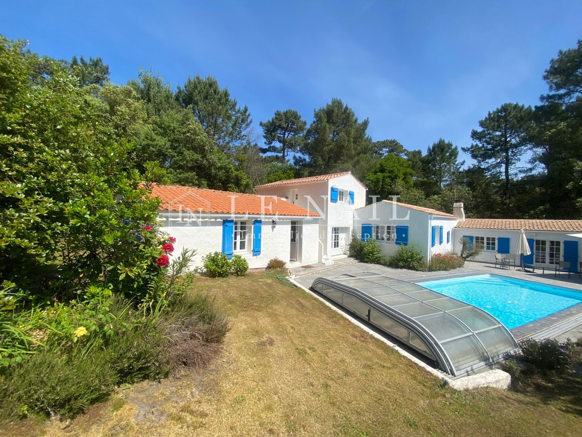 house 10 rooms for sale on NOIRMOUTIER EN L ILE (85330)