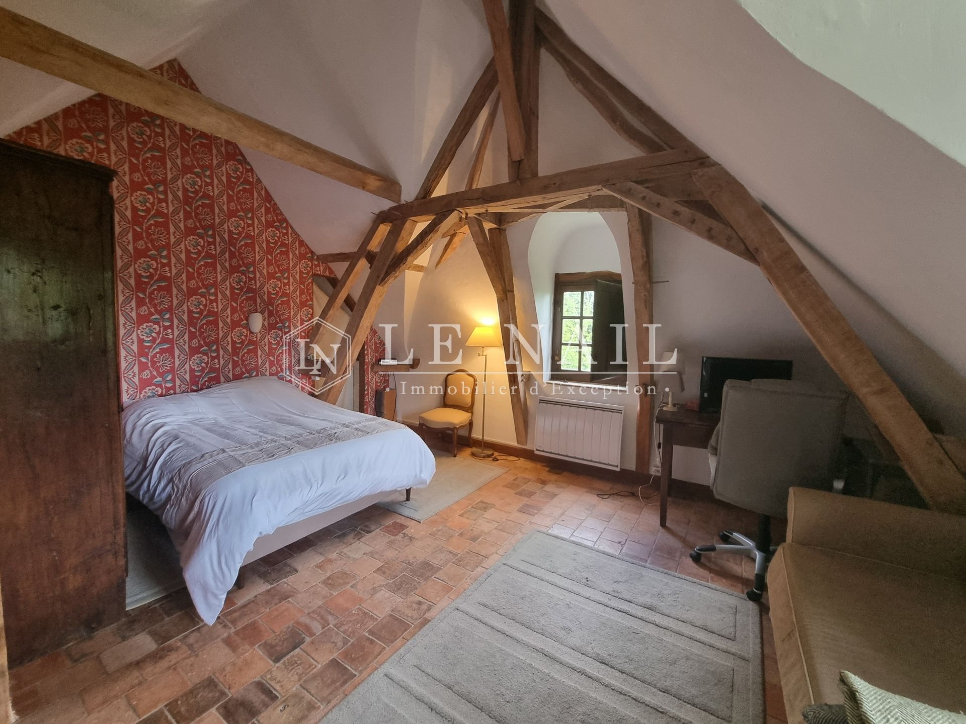manoir 8 pièces en vente à BOURGUEIL (37140)