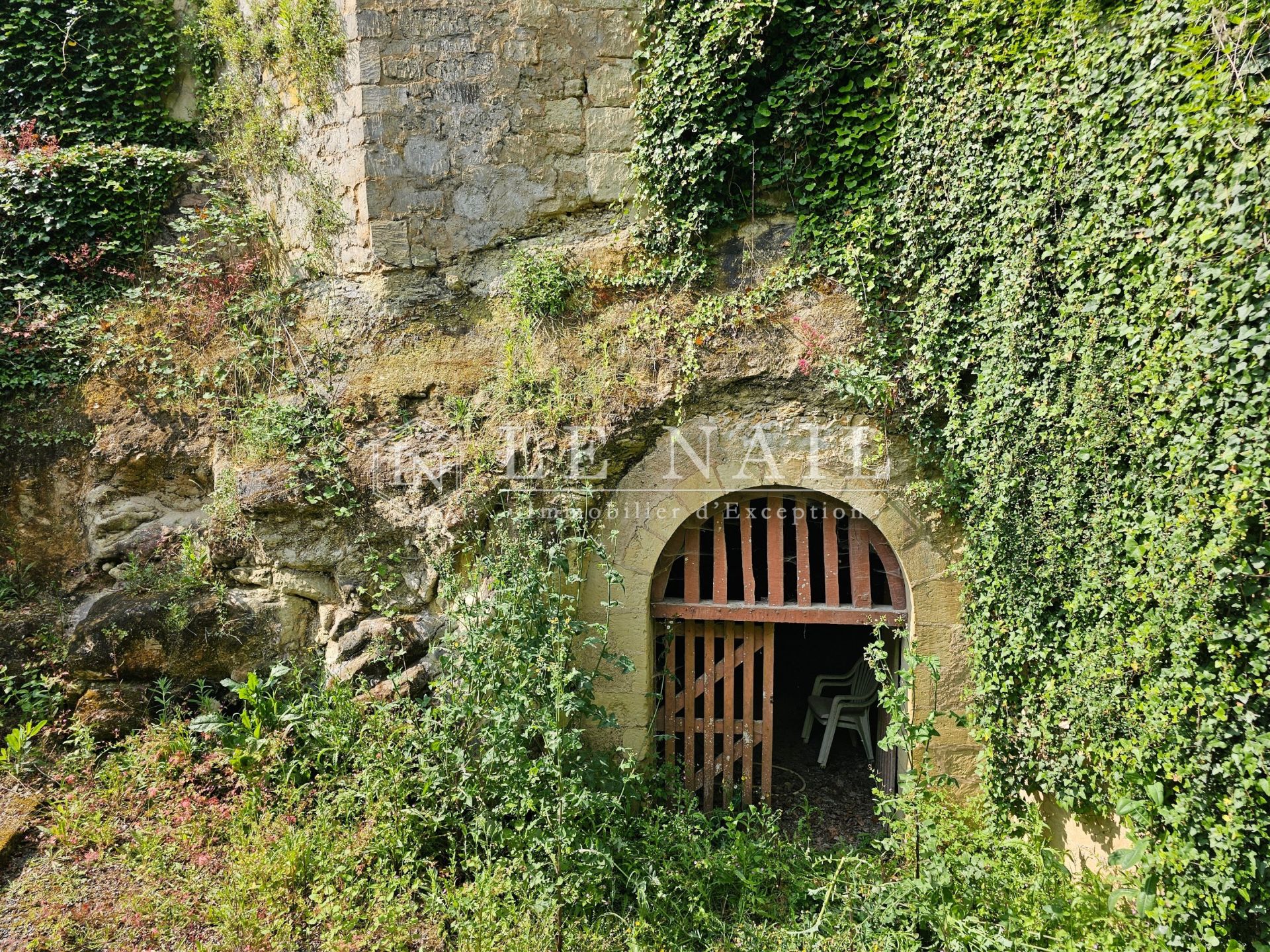 château 16 pièces en vente à ANGERS (49000)