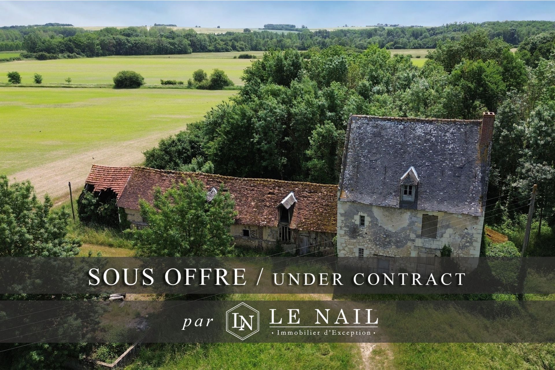 manor house 4 rooms for sale on LA CHARTRE SUR LE LOIR (72340)