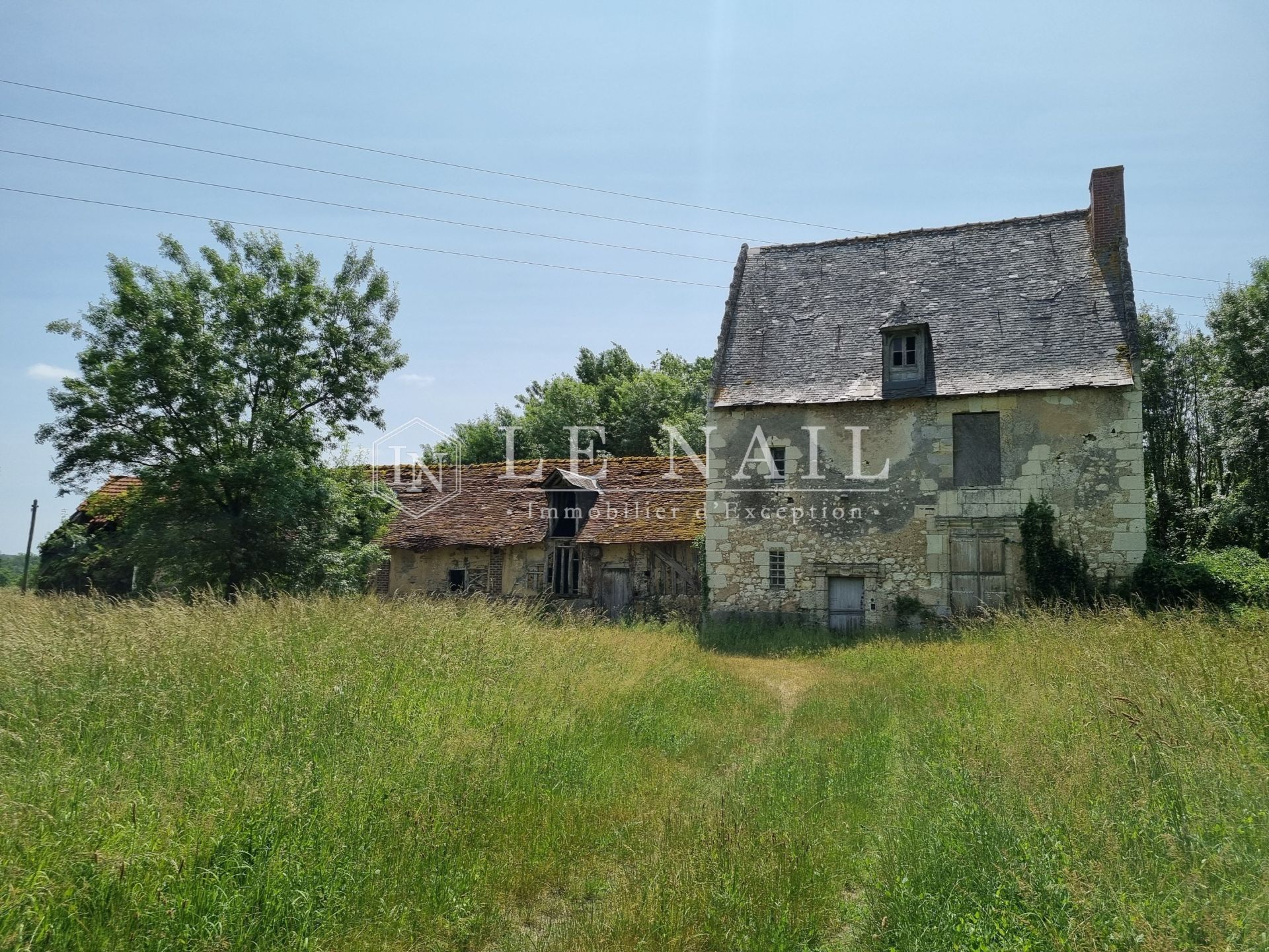 manoir 4 pièces en vente à LA CHARTRE SUR LE LOIR (72340)