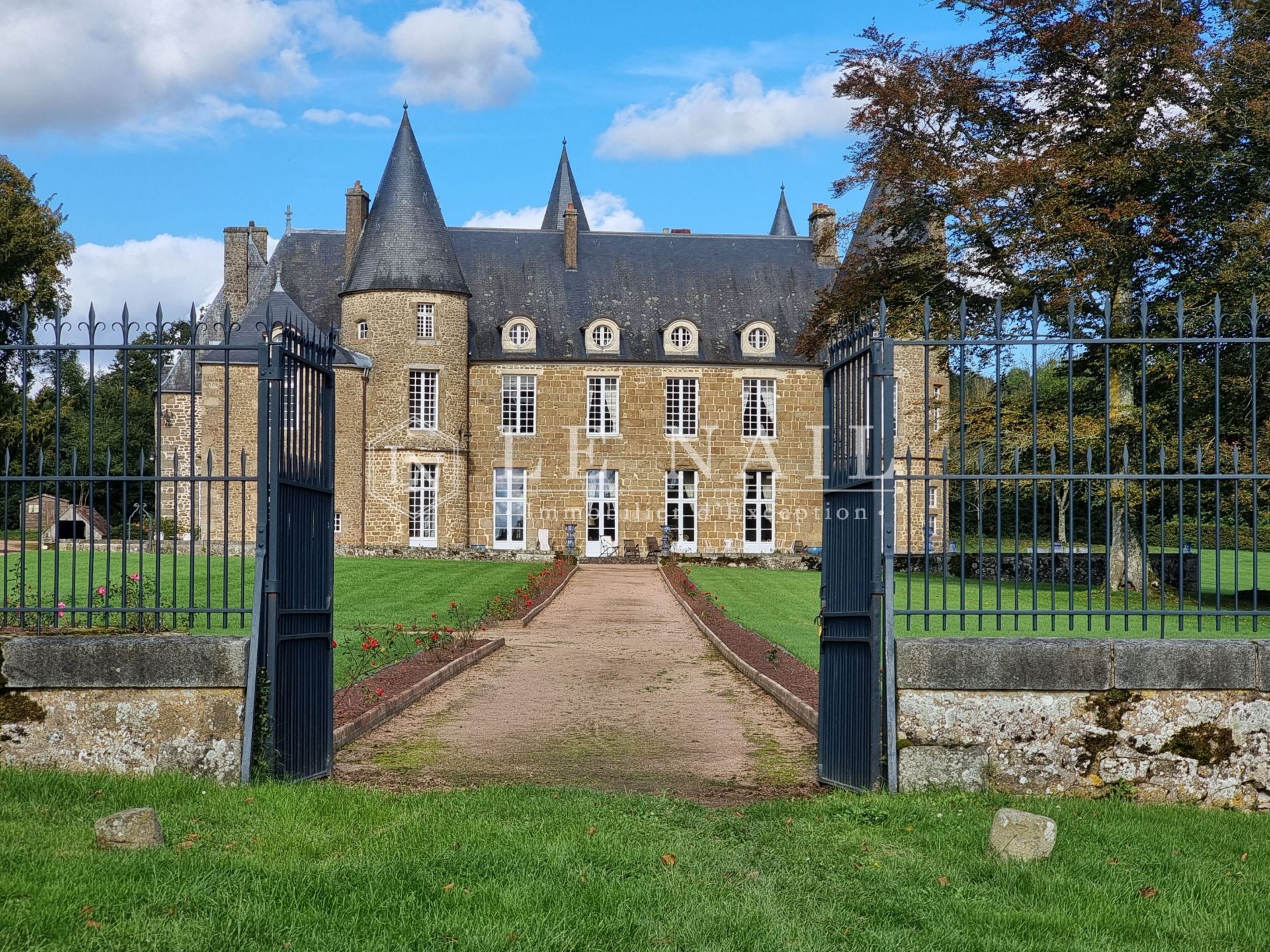 château 15 pièces en vente à FALAISE (14700)