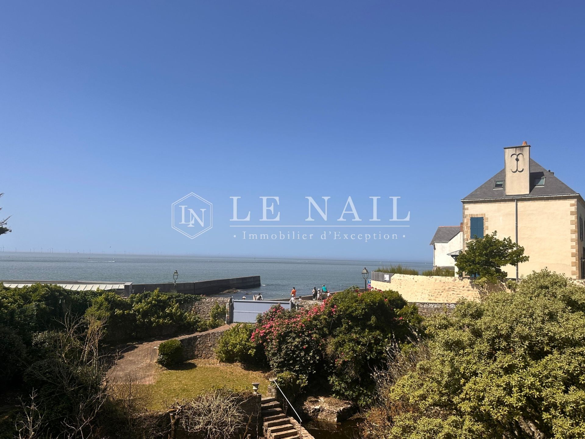 house 5 rooms for sale on LA BAULE (44500)