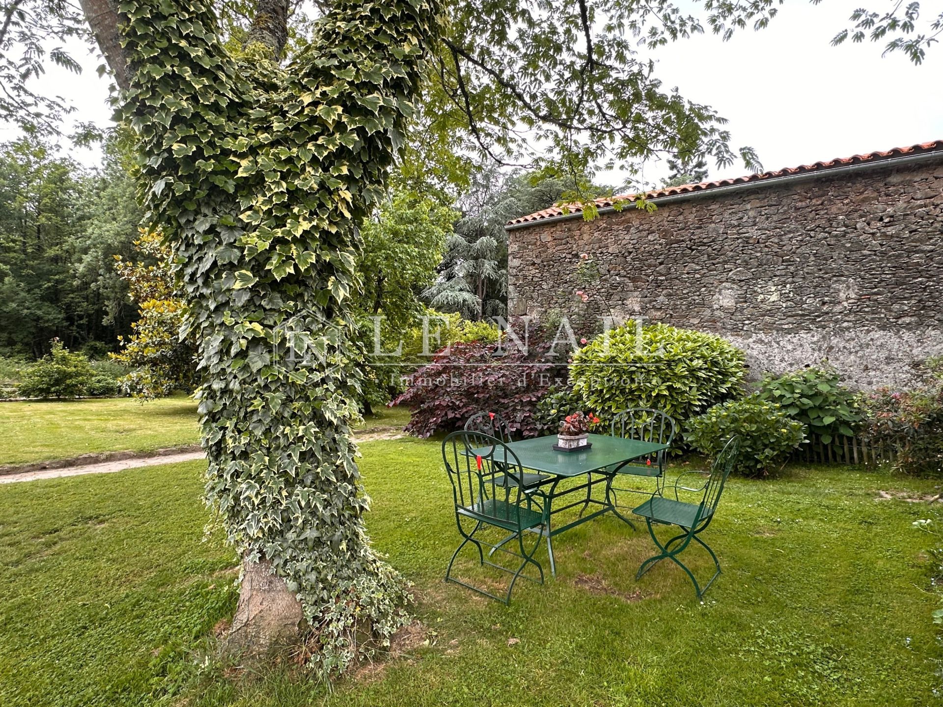 maison 8 pièces en vente à PALLUAU (85670)
