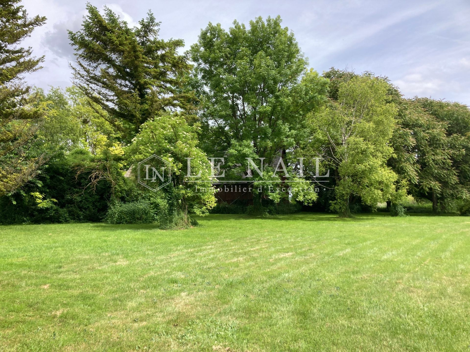 manoir 8 pièces en vente à AZAY LE FERRON (36290)