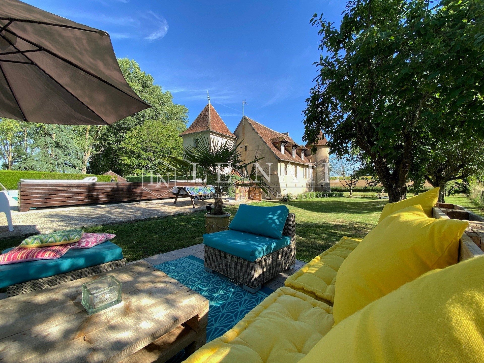 château 12 pièces en vente à VALENCAY (36600)