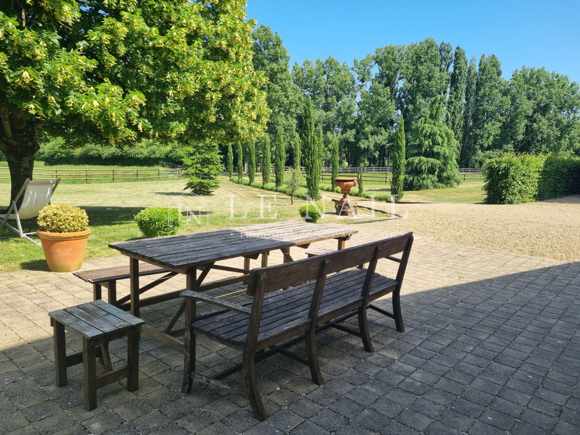 propriété 9 pièces en vente à CHATEAU LA VALLIERE (37330)