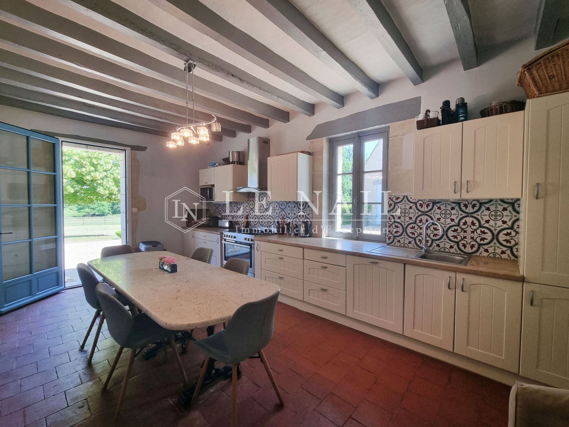 propriété 9 pièces en vente à CHATEAU LA VALLIERE (37330)