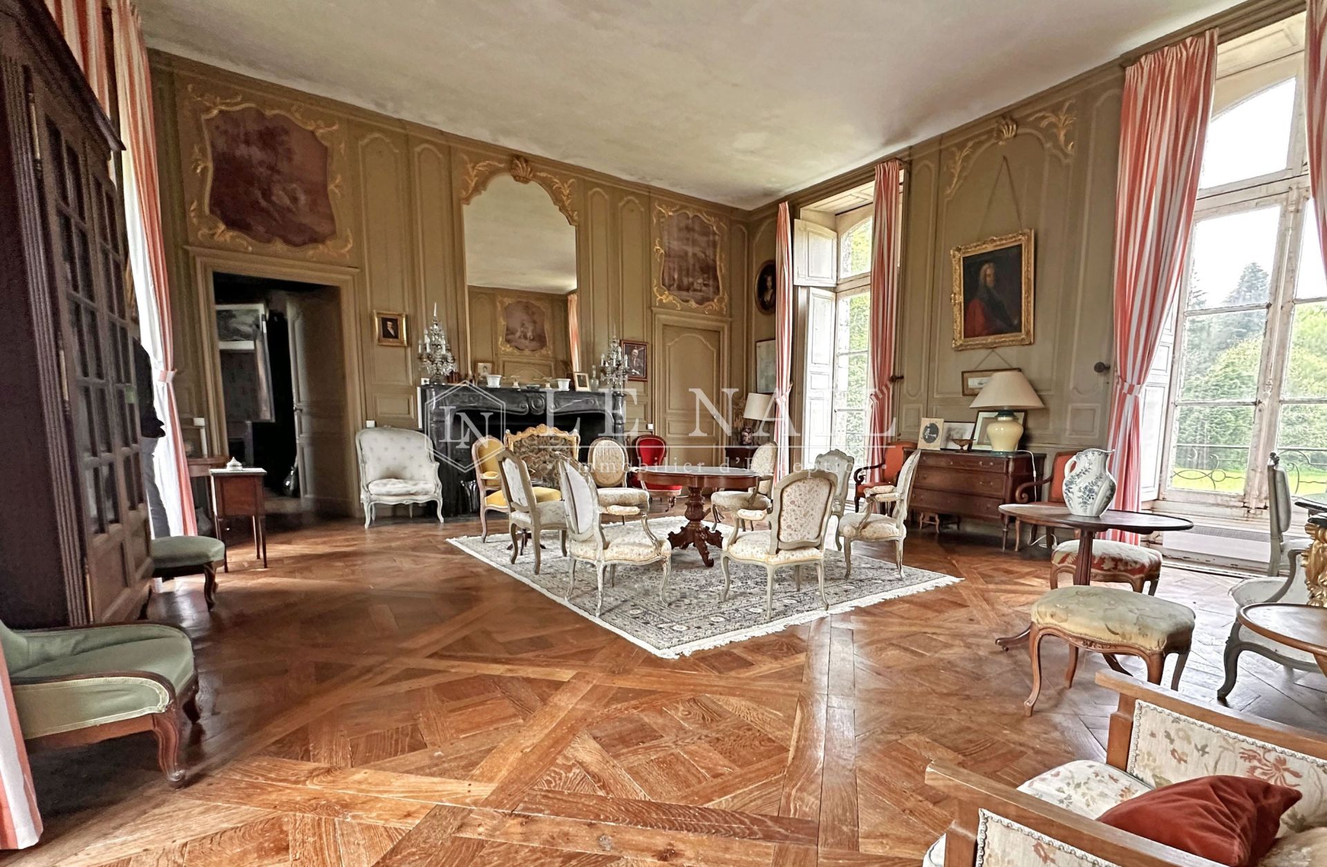 château 22 pièces en vente à JOSSELIN (56120)