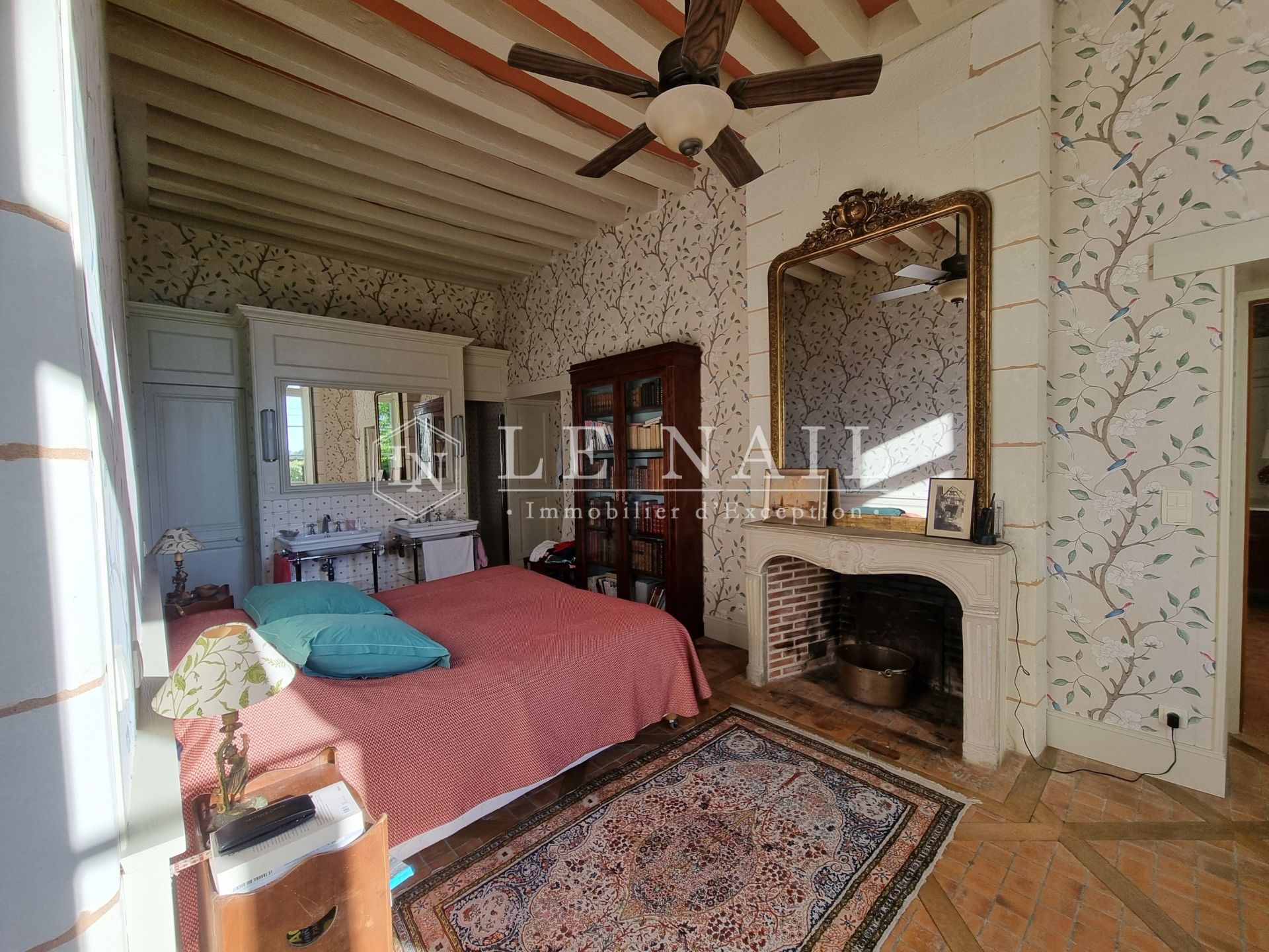 castle 17 rooms for sale on ST AIGNAN (41110)