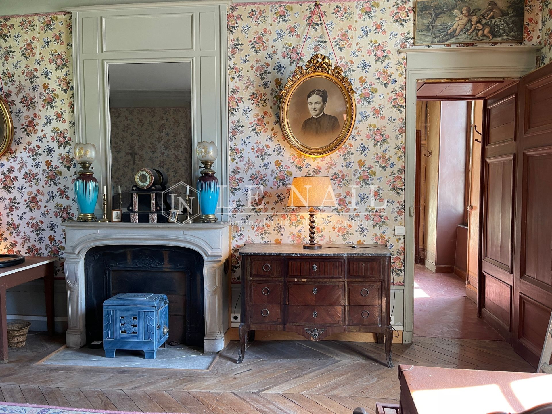château 11 pièces en vente à LE COUDRAY MONTCEAUX (91830)