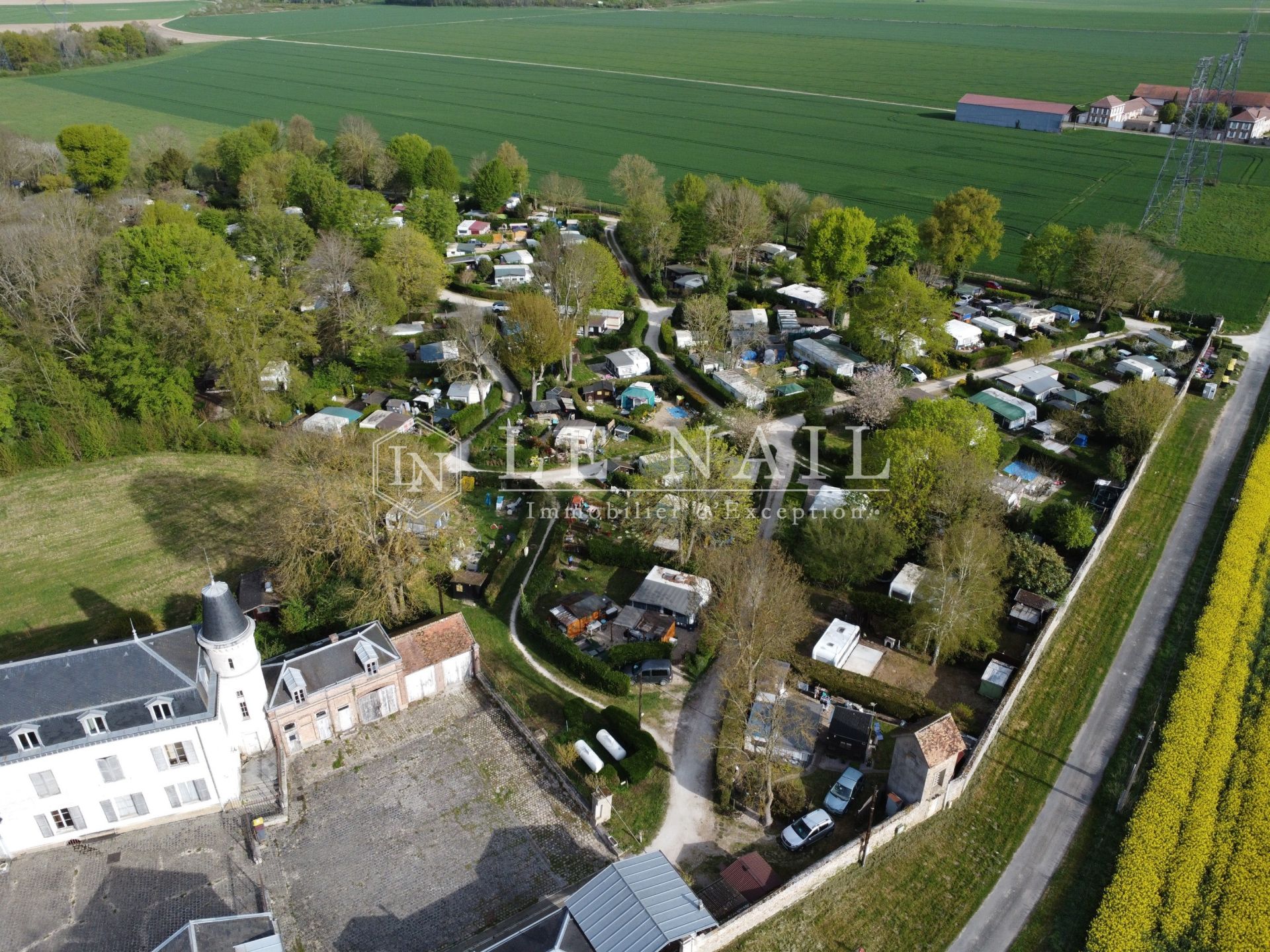 château 11 pièces en vente à LE COUDRAY MONTCEAUX (91830)