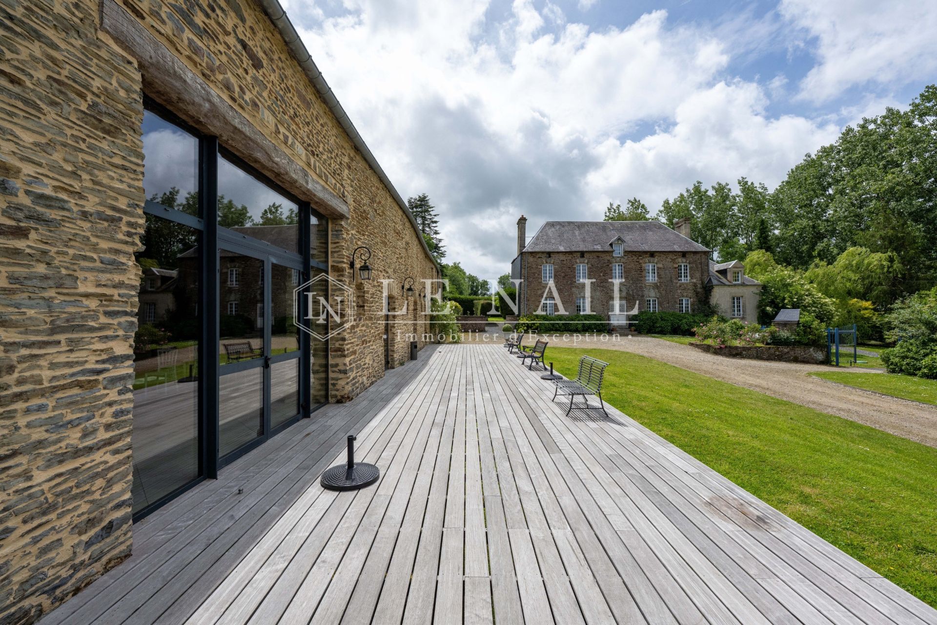 propriété 16 pièces en vente à BAYEUX (14400)