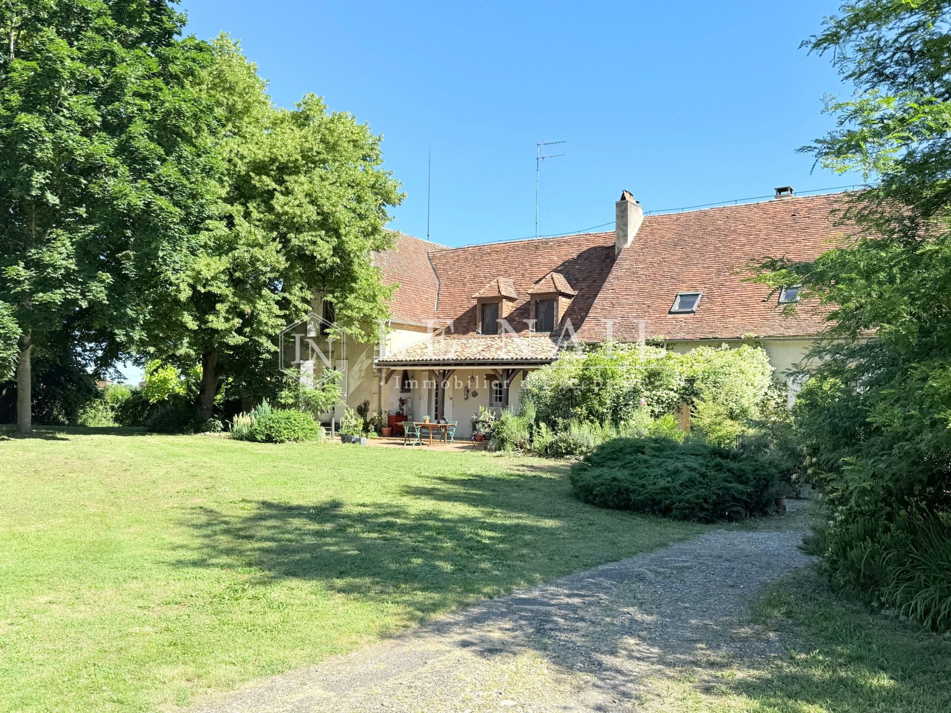 propriété 13 pièces en vente à BERGERAC (24100)
