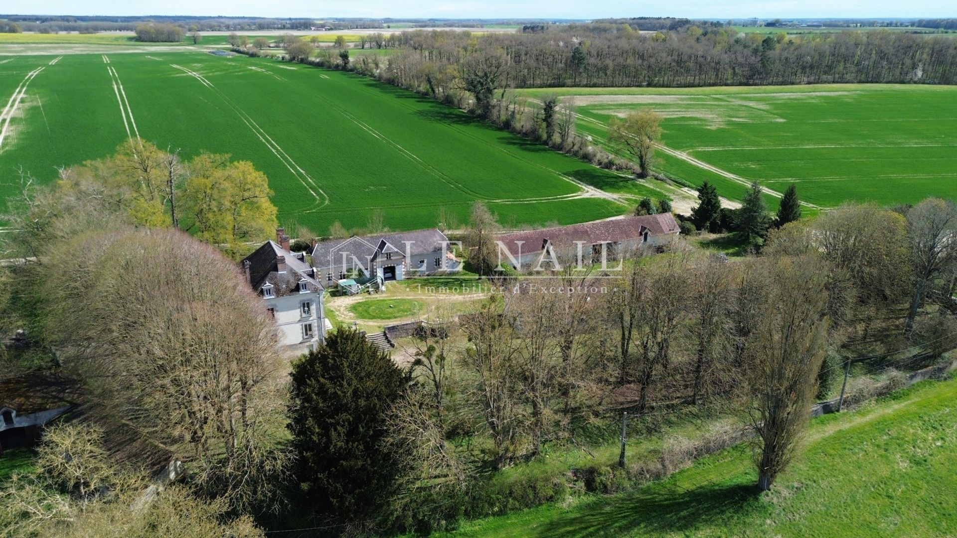manoir 28 pièces en vente à LOCHES (37600)