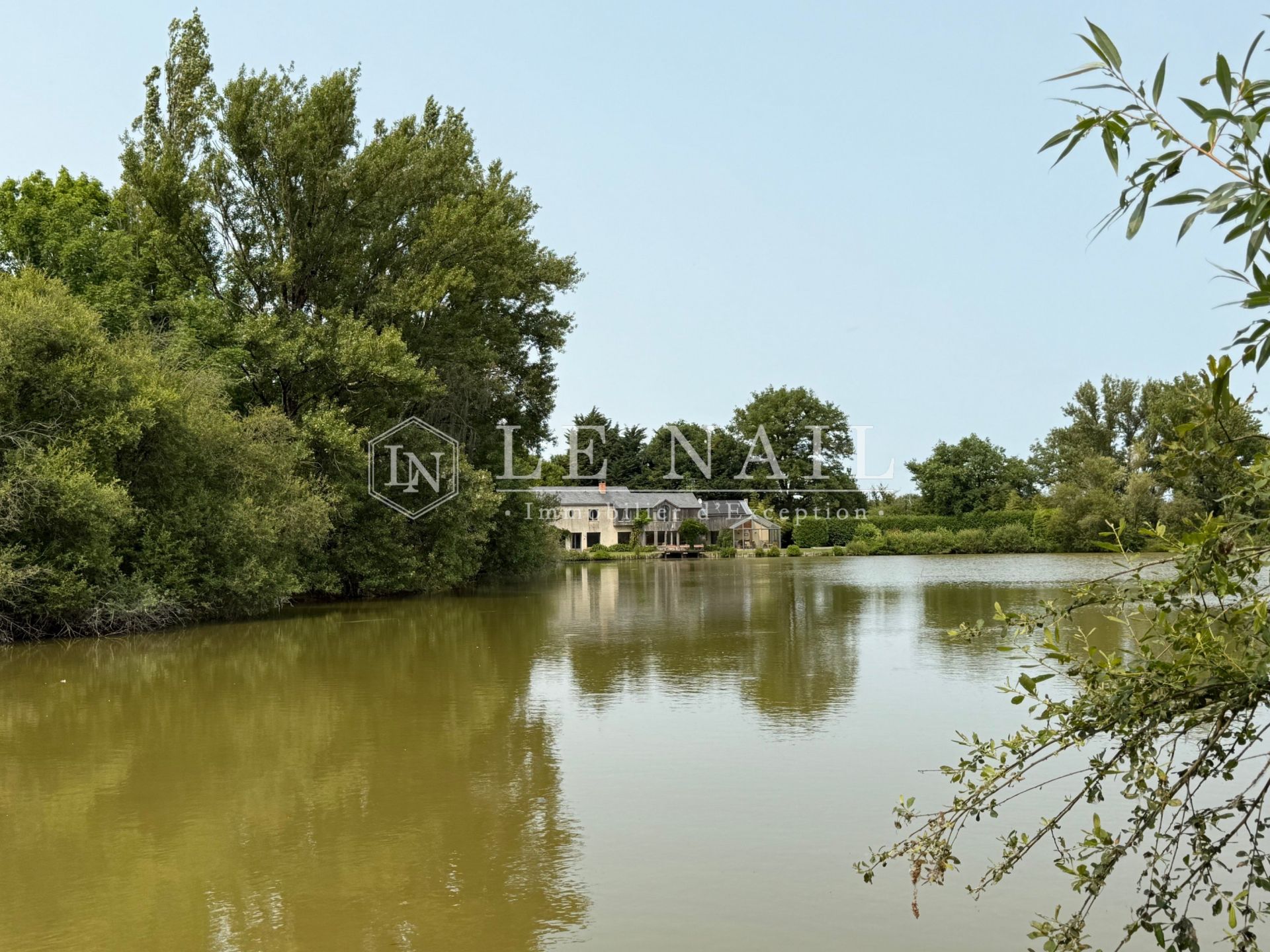maison 7 pièces en vente à MESLAY DU MAINE (53170)