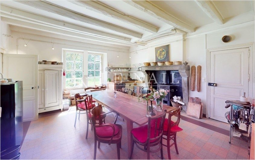 property 22 rooms for sale on LE DORAT (87210)