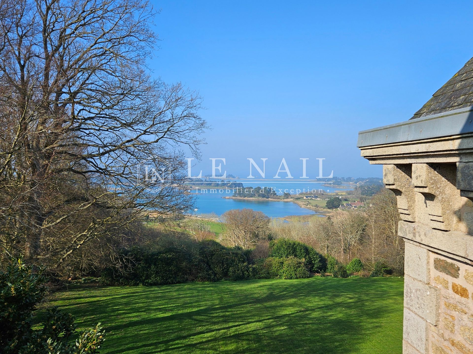 château 17 pièces en vente à PERROS GUIREC (22700)