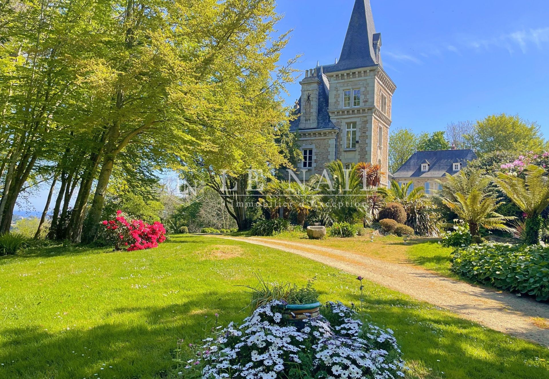 propriété 17 pièces en vente à PORT BLANC (22710)