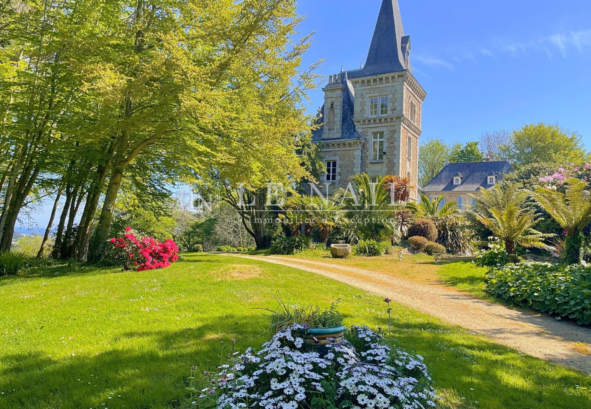 propriété 17 pièces en vente à PORT BLANC (22710)