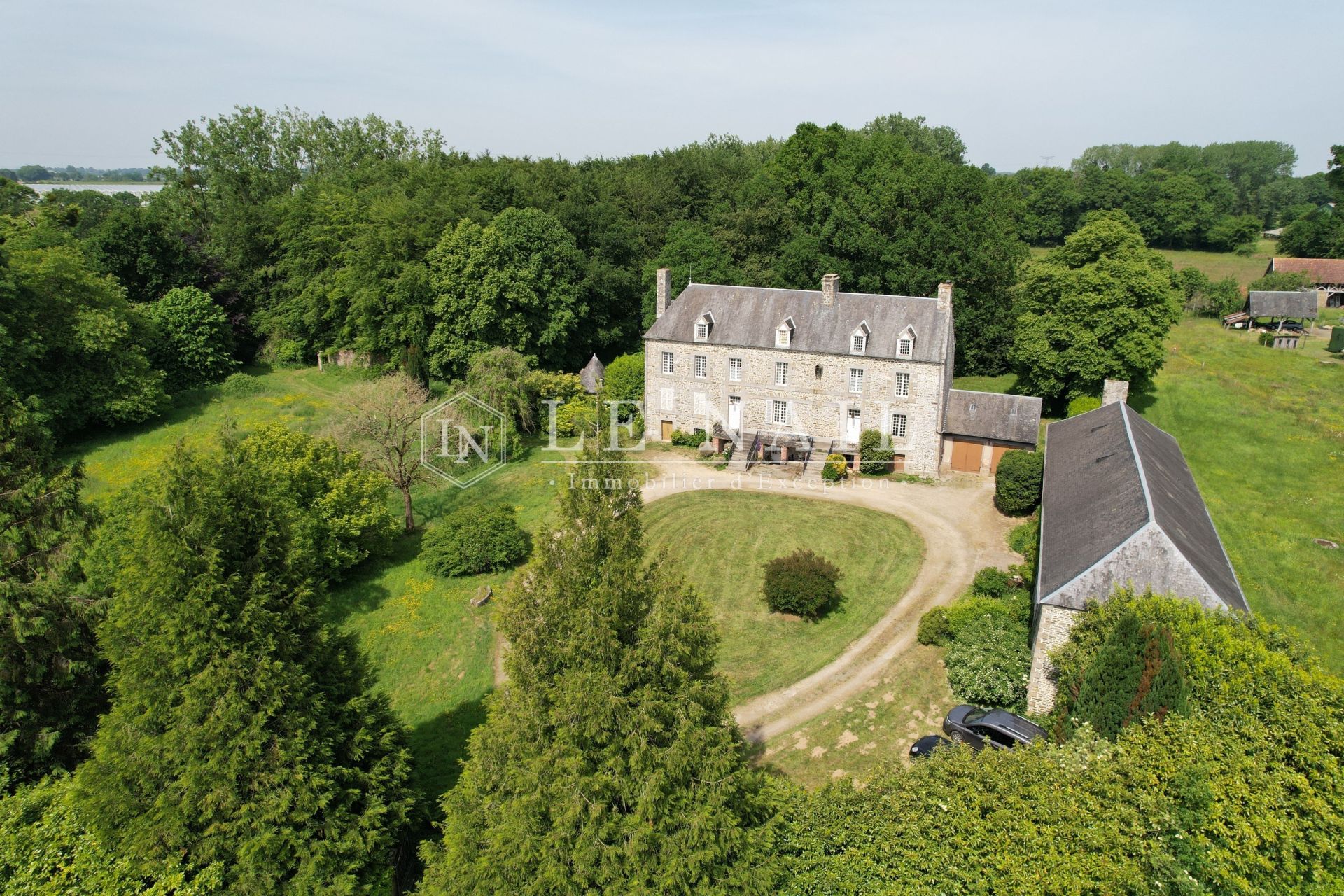 propriété 10 pièces en vente à AVRANCHES (50300)