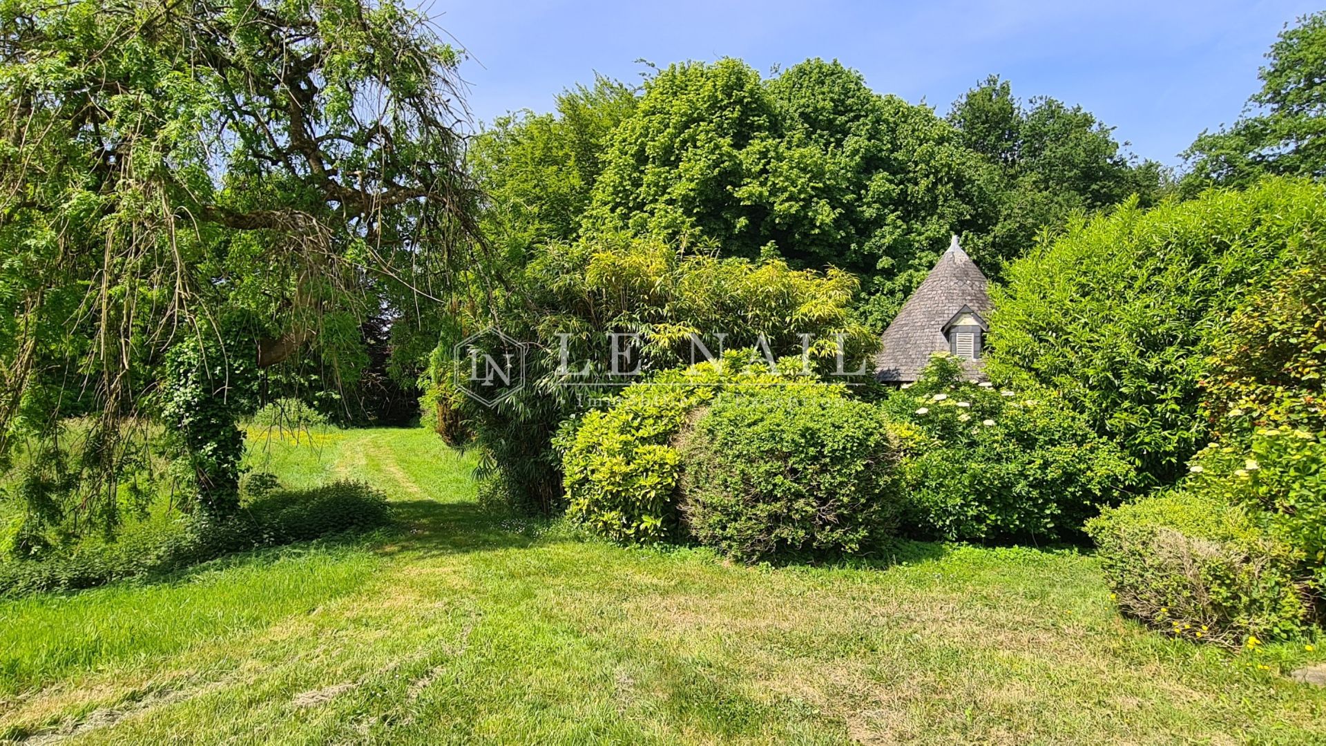 propriété 10 pièces en vente à AVRANCHES (50300)