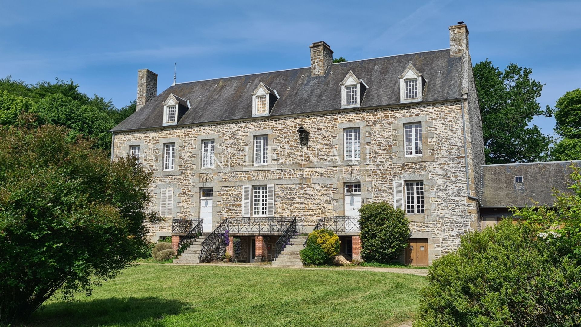 propriété 10 pièces en vente à AVRANCHES (50300)
