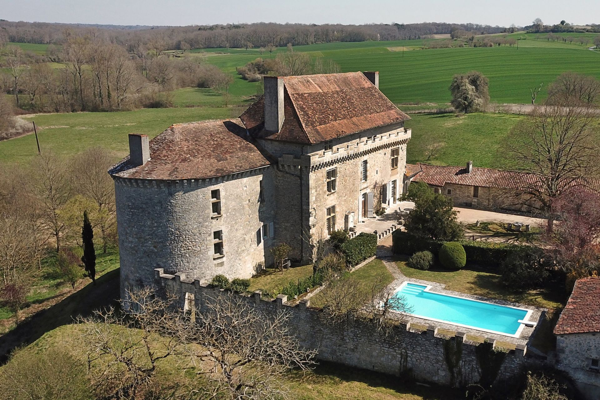 castle 15 rooms for sale on BRANTOME (24310)