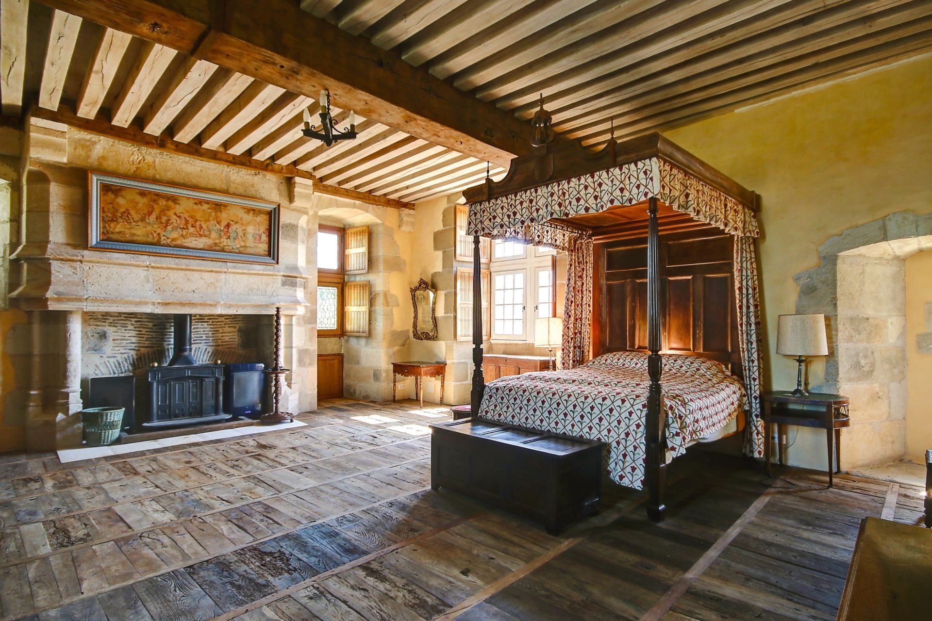 castle 15 rooms for sale on BRANTOME (24310)
