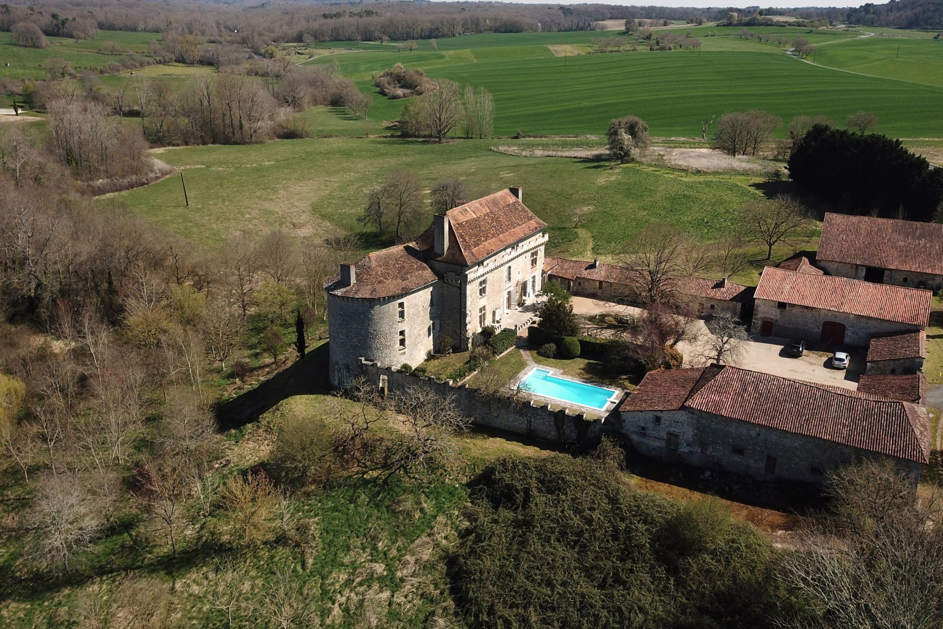 castle 15 rooms for sale on BRANTOME (24310)