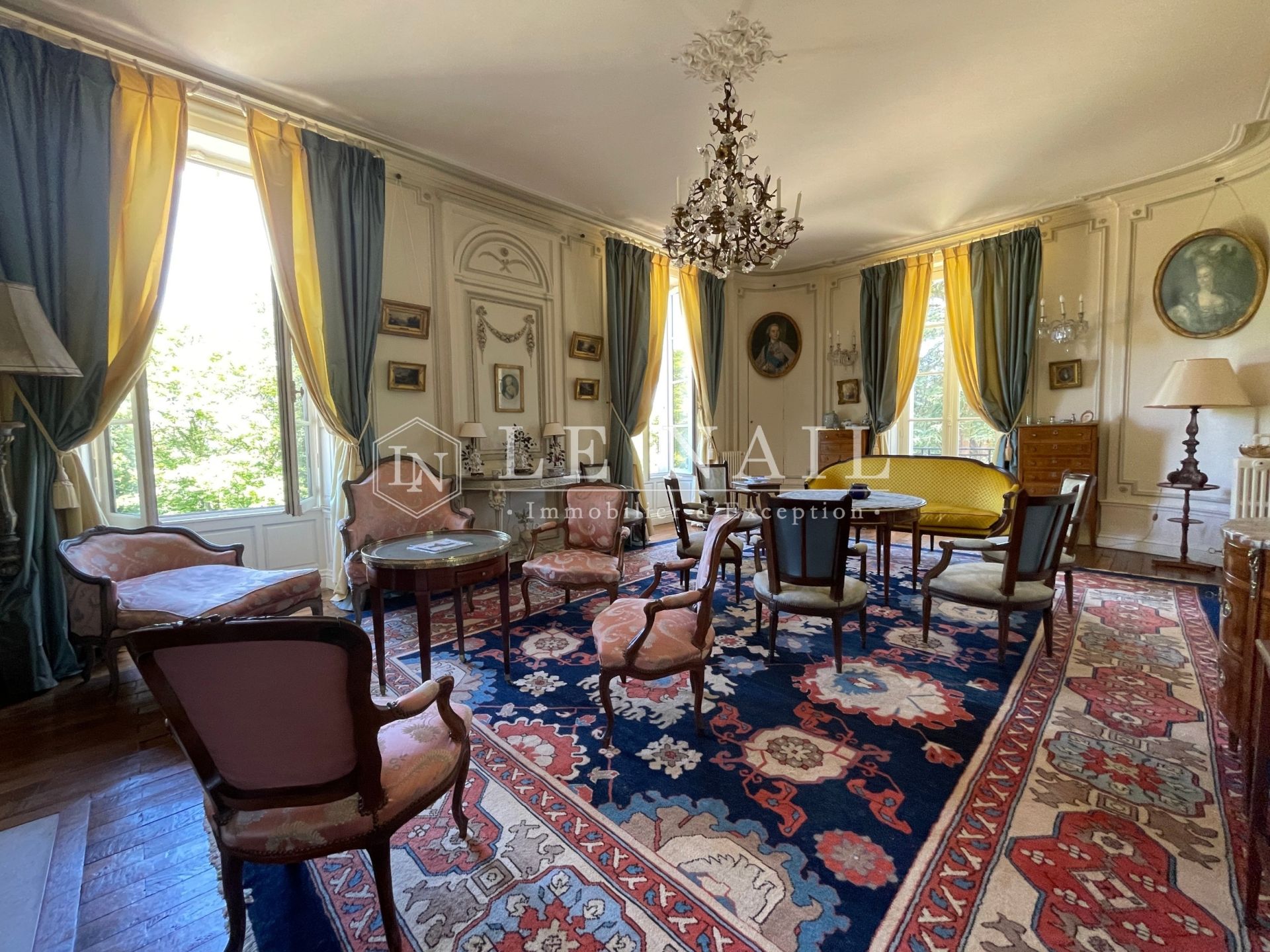 château 15 pièces en vente à POITIERS (86000)