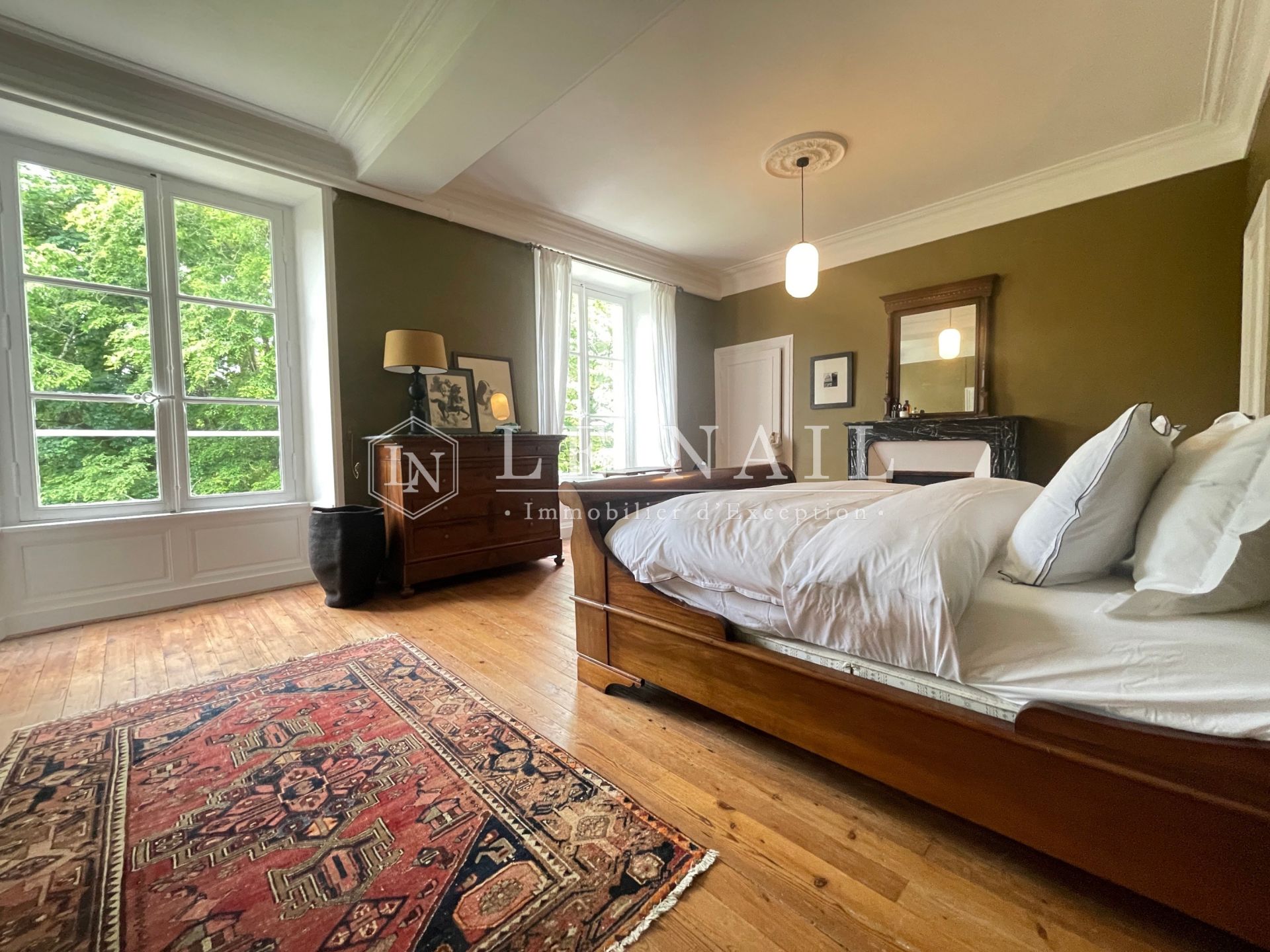 manor house 16 rooms for sale on NIORT (79000)