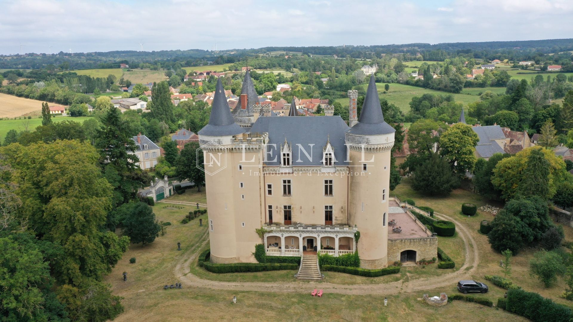 château 20 pièces en vente à CHATEAUROUX (36000)