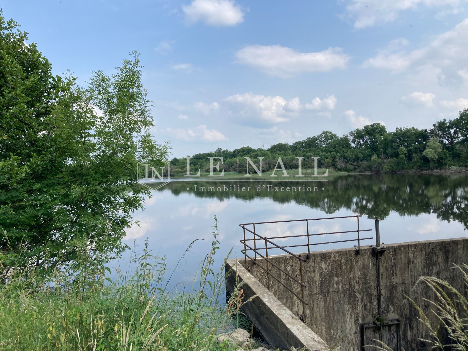 étang en vente à CHATEAUROUX (36000)