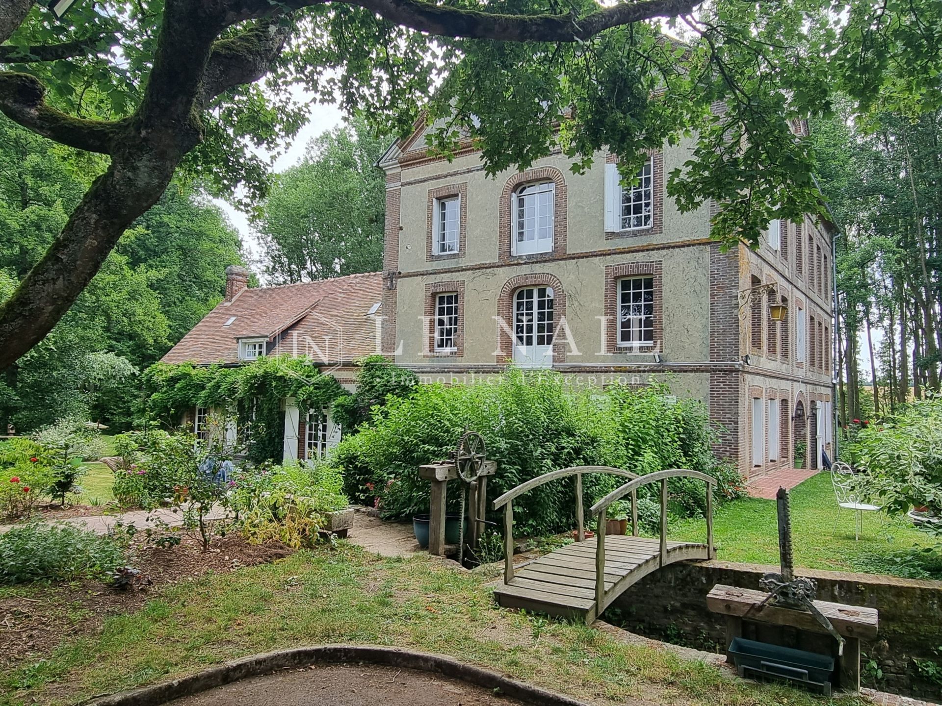 property 11 rooms for sale on VERNEUIL SUR AVRE (27130)