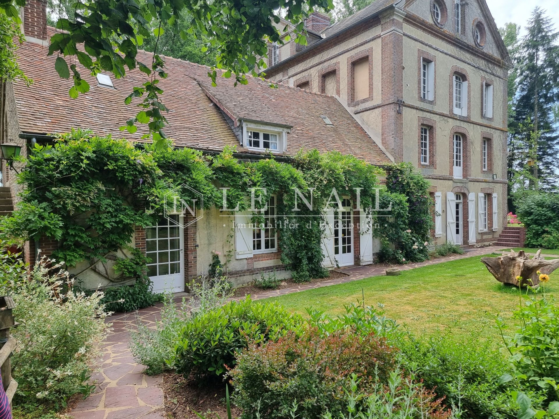 propriété 11 pièces en vente à VERNEUIL SUR AVRE (27130)
