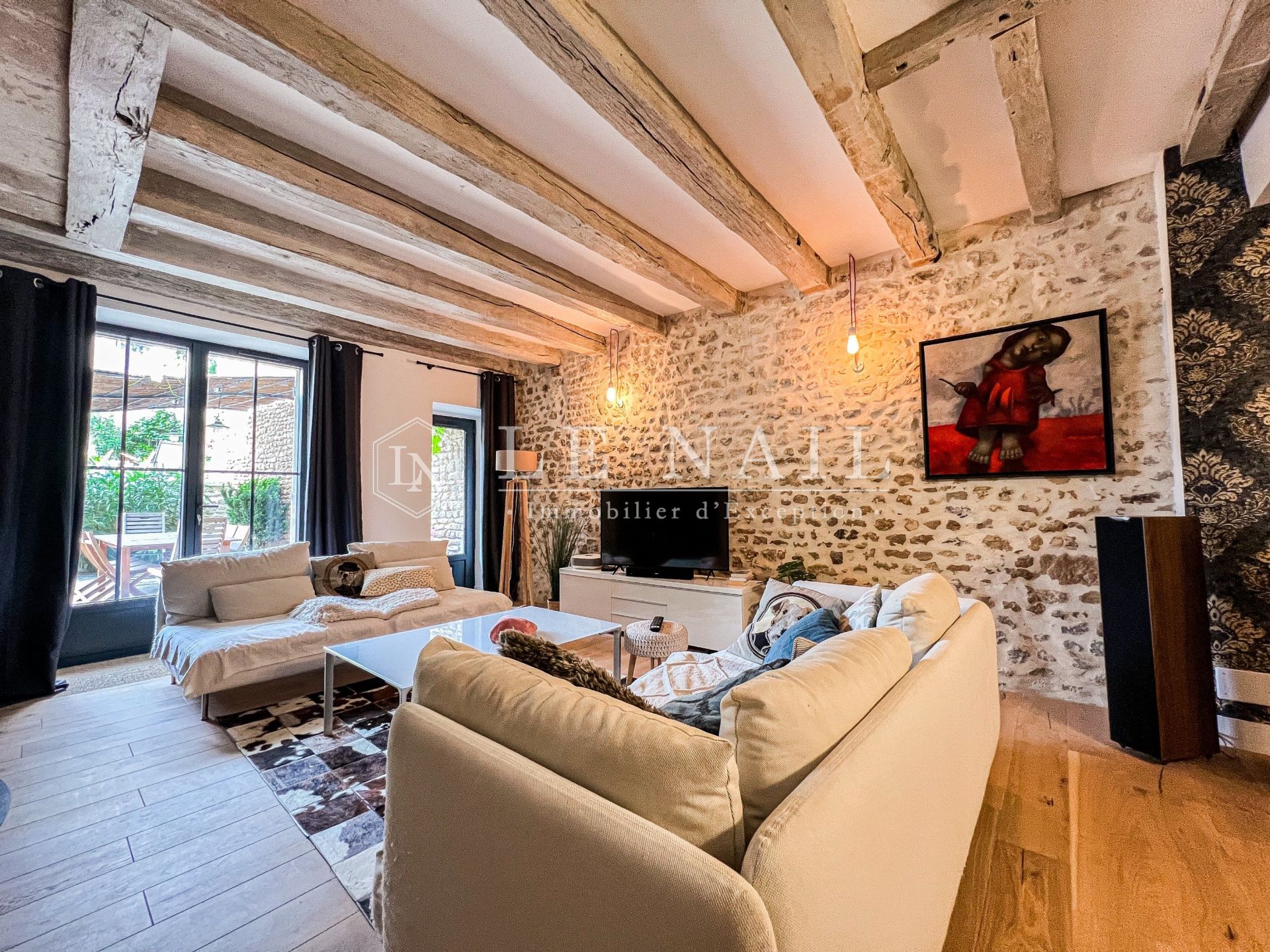 maison de ville 10 pièces en vente à POITIERS (86000)