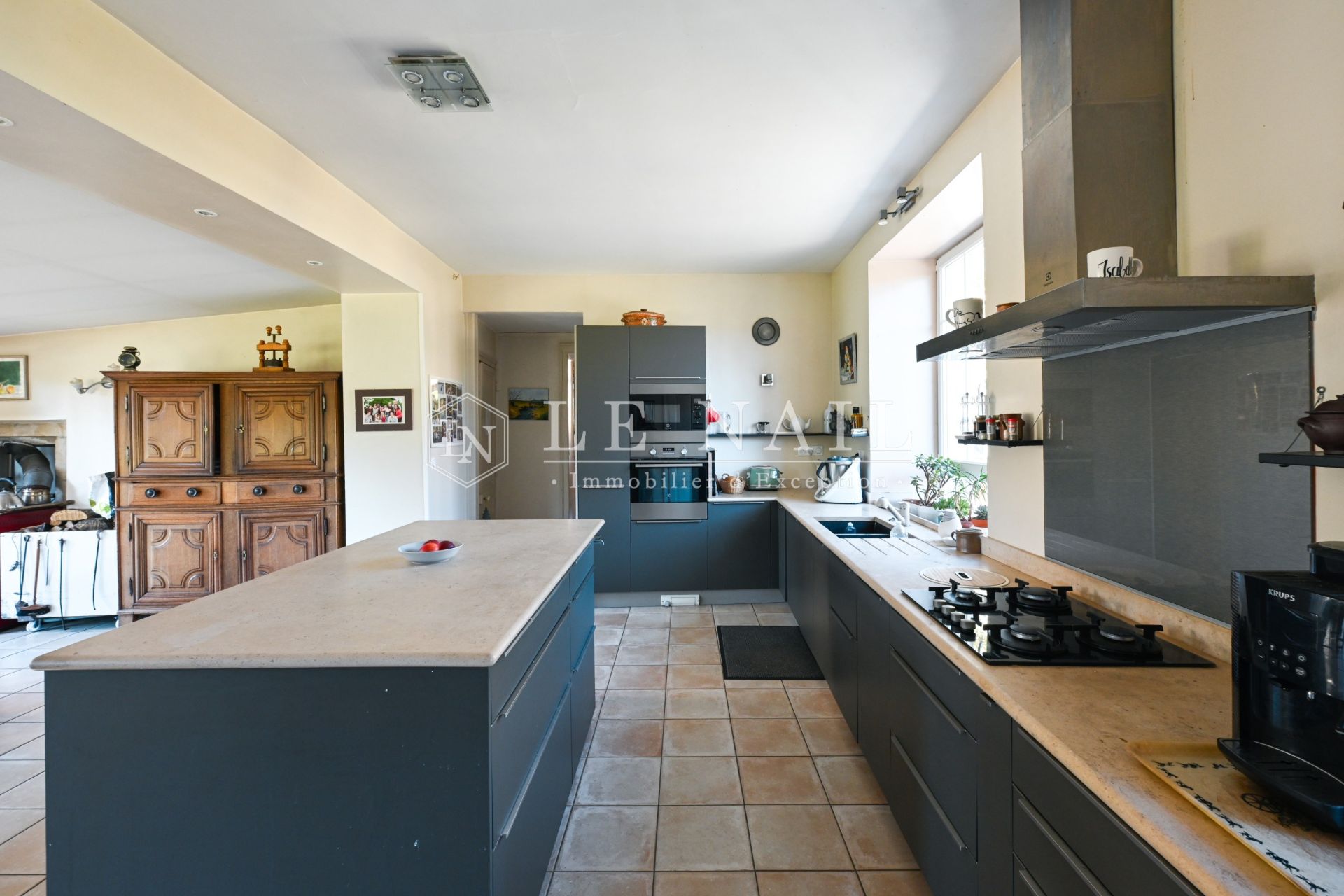 mansion 11 rooms for sale on COUTANCES (50200)