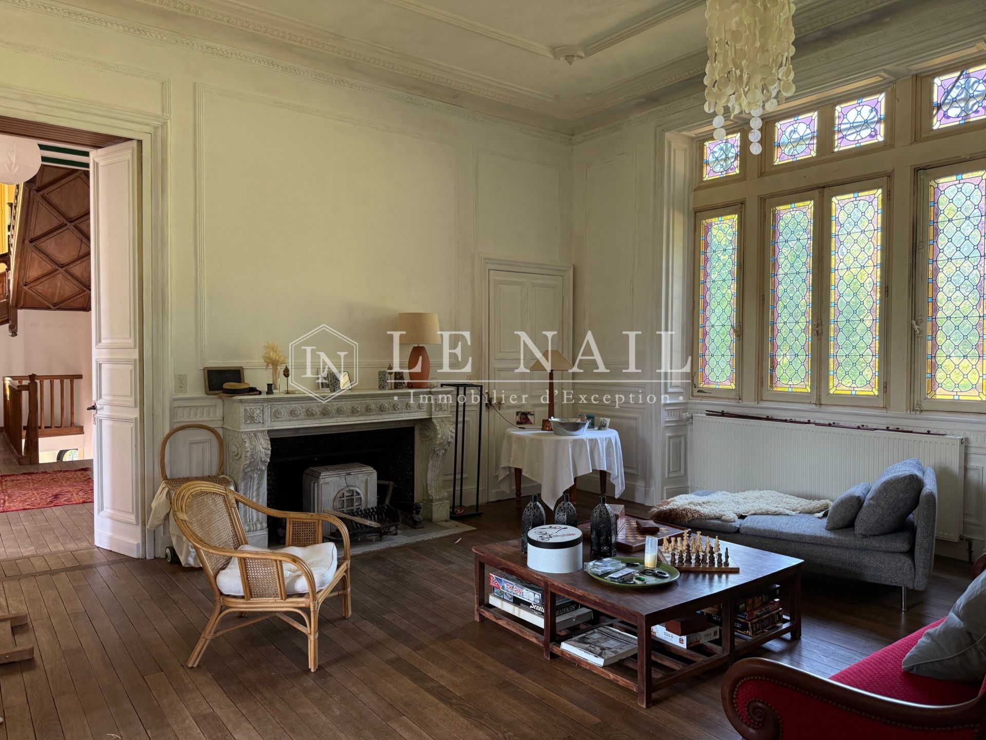 castle 16 rooms for sale on MAYENNE (53100)