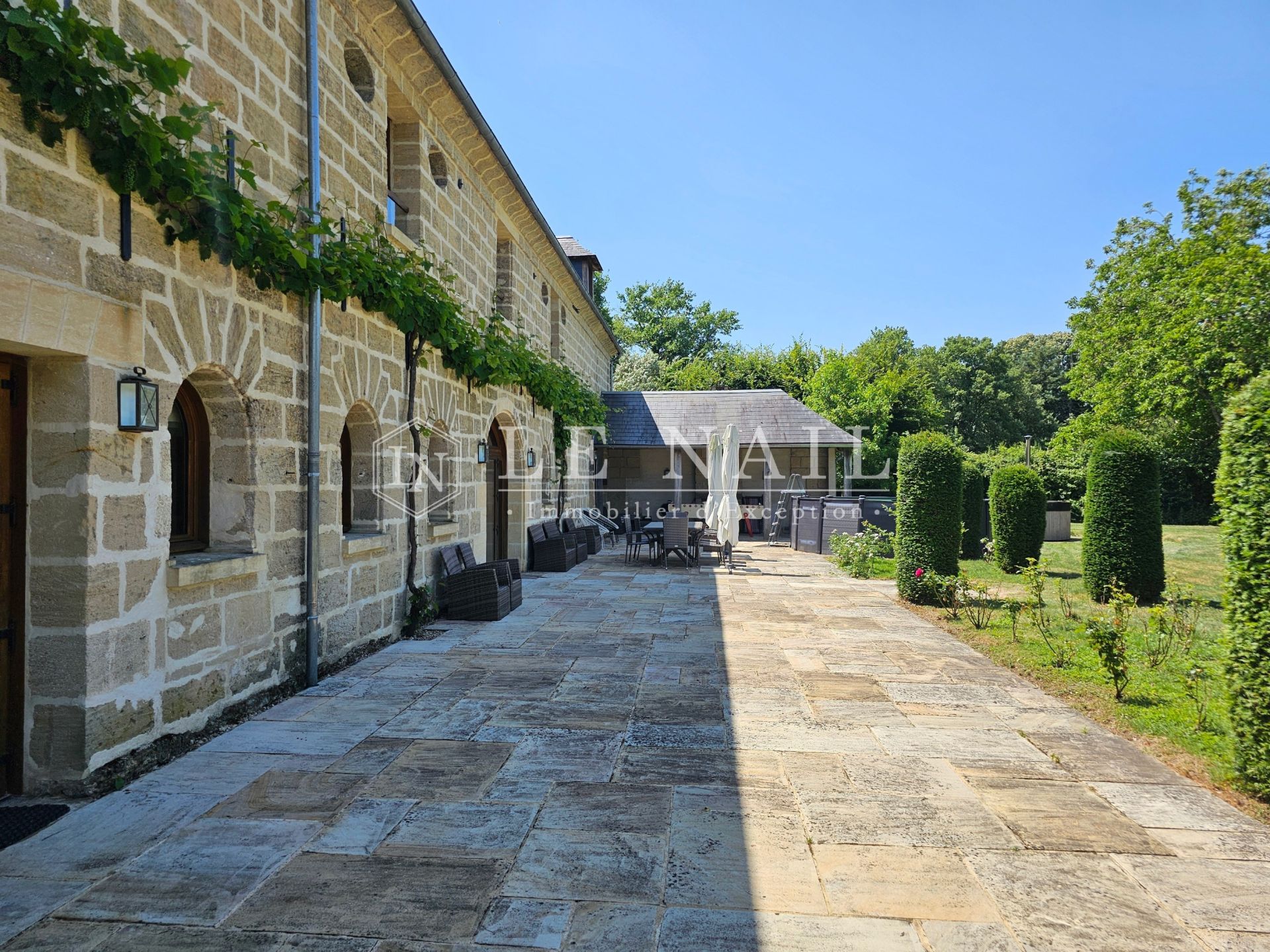 propriété 11 pièces en vente à ANGERS (49000)