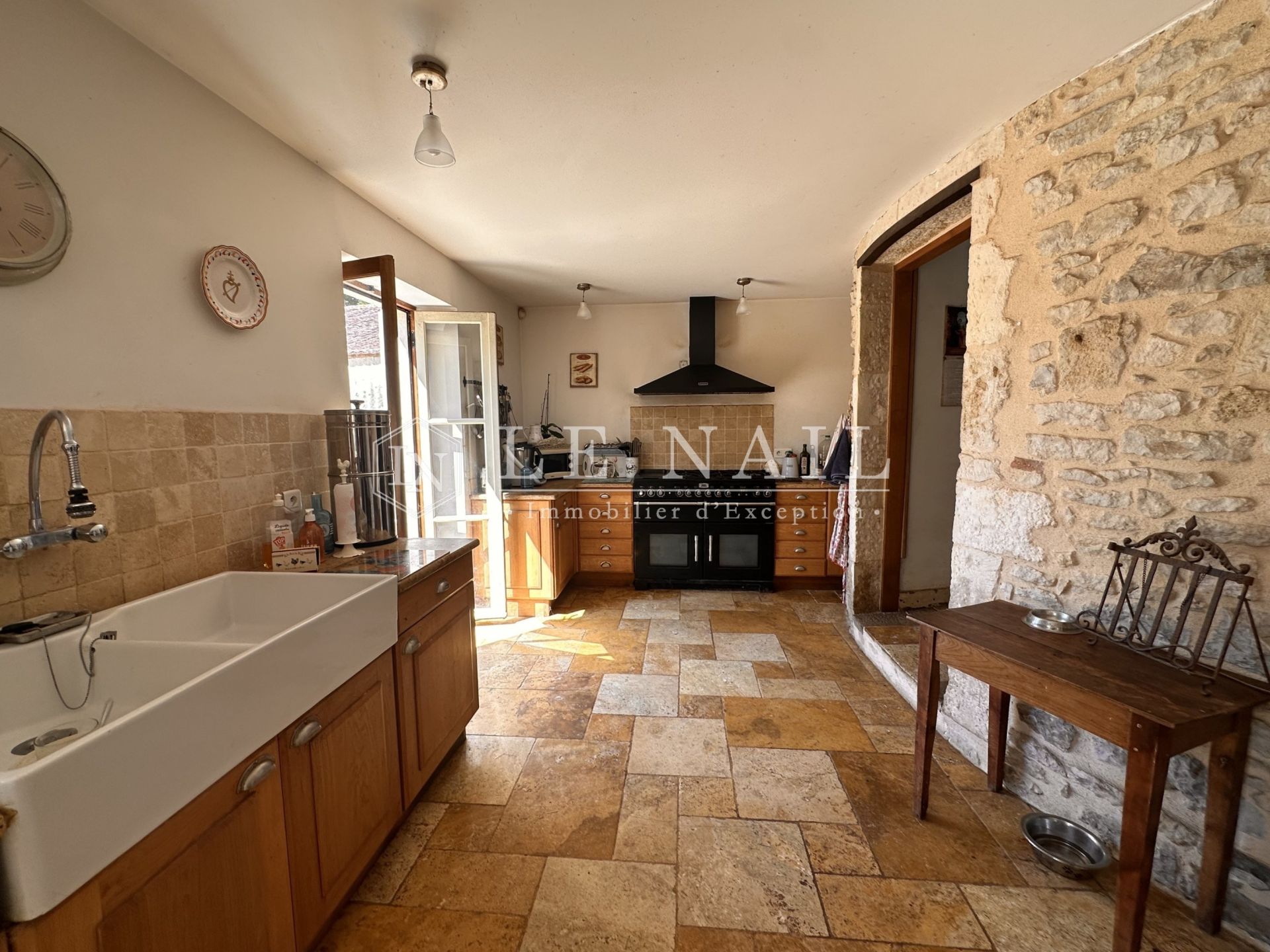 château 17 pièces en vente à CHANTONNAY (85110)