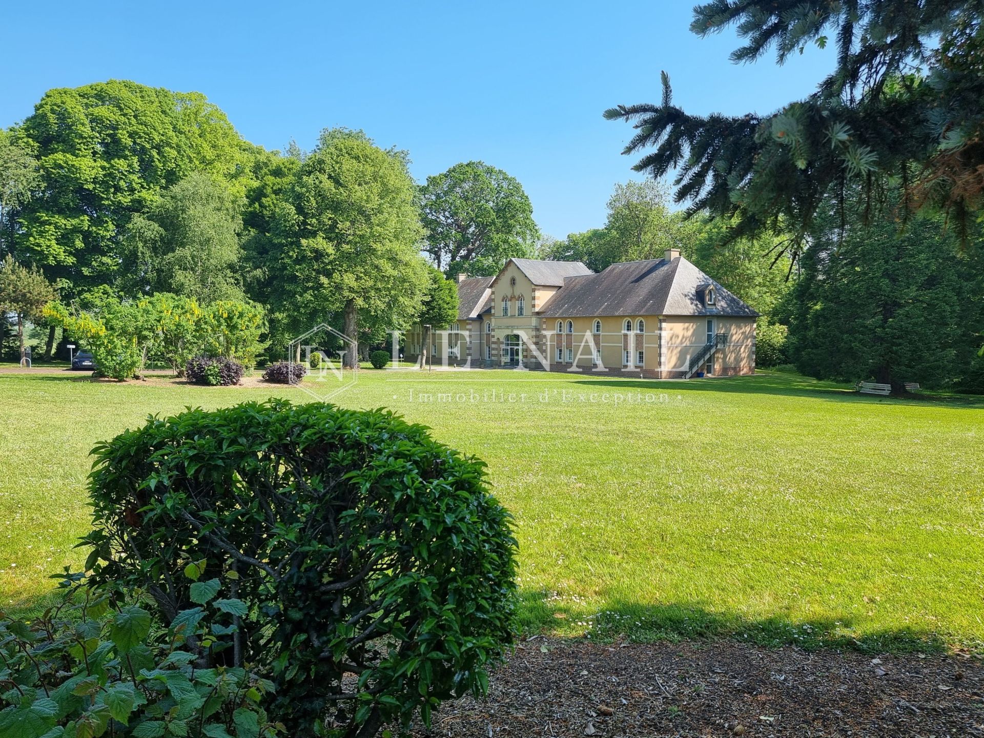 château 53 pièces en vente à CAEN (14000)